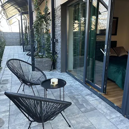 Tavi Hotel apartamentowy Nupaky
